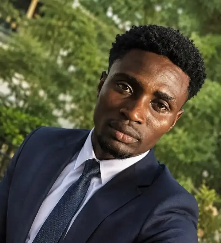 Kelvin Odartei Cruickshank — De'FES STEM LTD