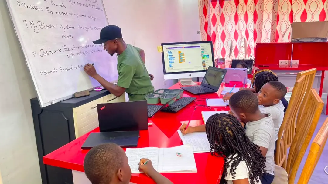 We help learners turn knowledge into practical capability. — De'FES STEM LTD